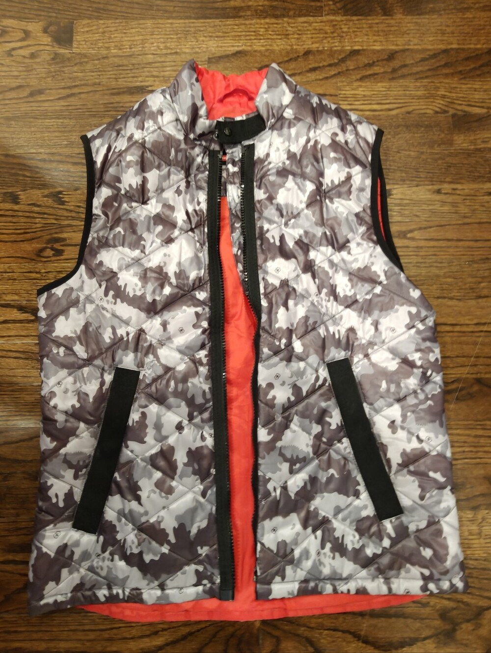 Victorinox Mens Swiss Army Vest